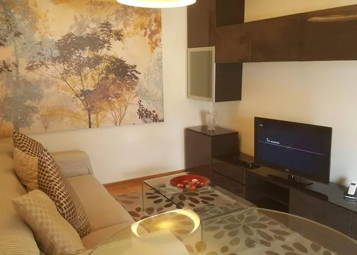 - Breathtaking Ocean & View House Ferienhaus Funchal (Madeira)